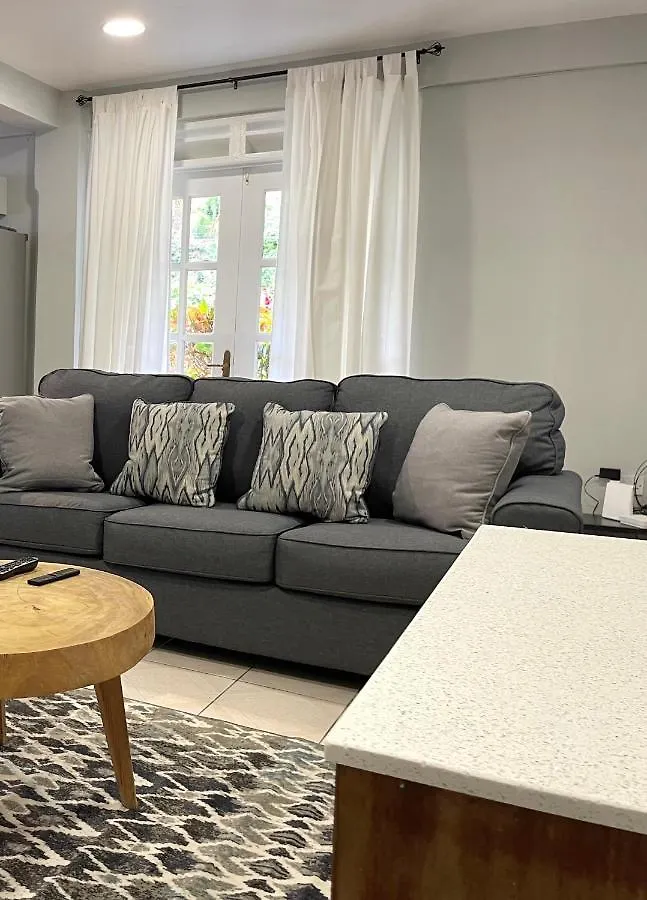 Goddvilla Apartments Roseau